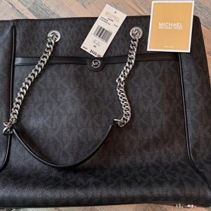 Michael Kors Blaire Large Logo Chain Tote Bag